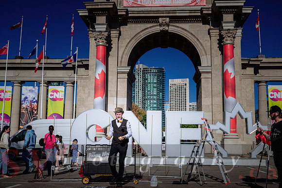 CNE - Busker Corner