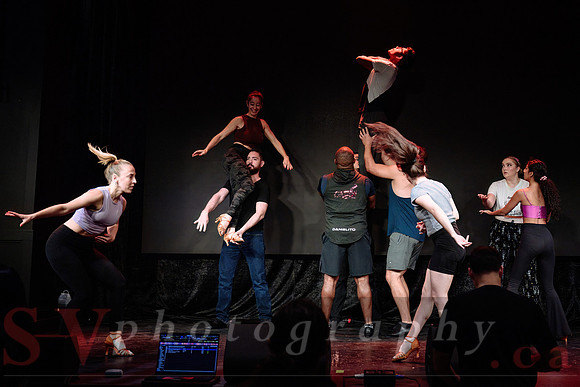 Araguacu’s 12th Year Anniversary Show & Party