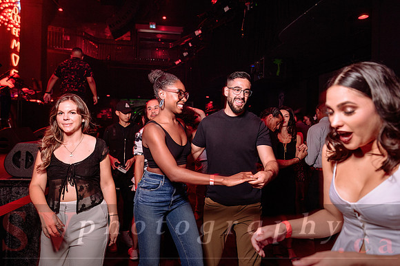 Araguacu’s 12th Year Anniversary Show & Party