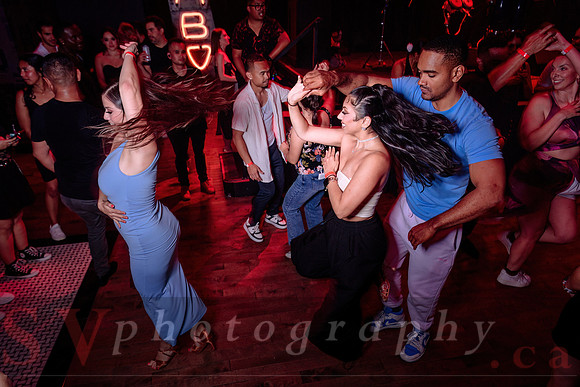 Araguacu’s 12th Year Anniversary Show & Party
