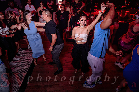 Araguacu’s 12th Year Anniversary Show & Party