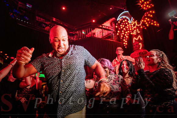 Araguacu’s 12th Year Anniversary Show & Party