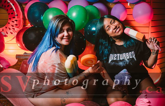 Balloon Girls