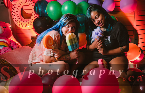 Balloon Girls