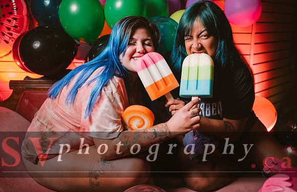 Balloon Girls