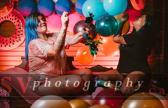Balloon Girls