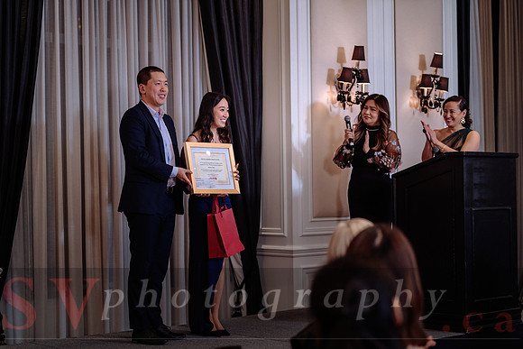 Jiu Ding Scholarship Foundation