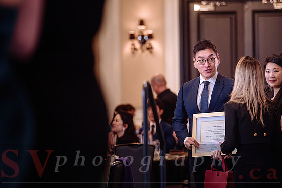 Jiu Ding Scholarship Foundation
