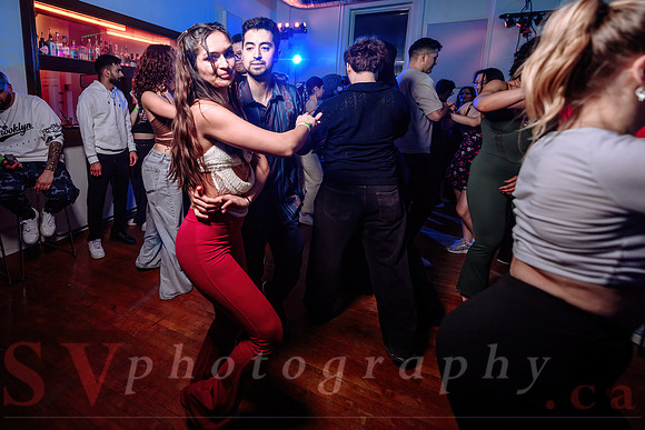 Bachata Me