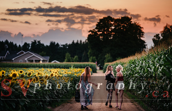 Girls at the Farm