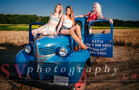 Girls at the Farm