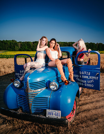 Girls at the Farm