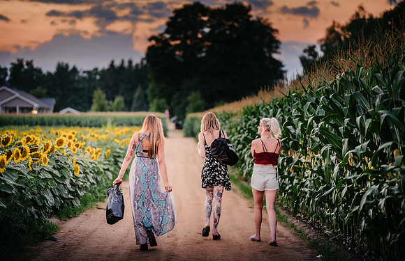 Girls at the Farm