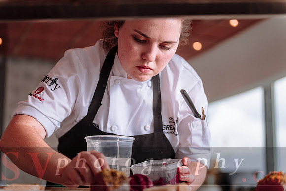 Young Chef Young Waiter 2022 Canada