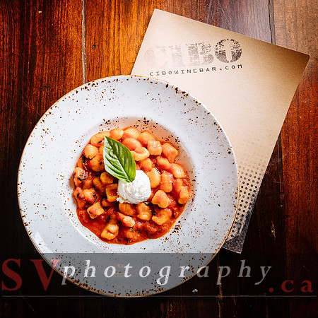 Cibo Wine Bar King St West