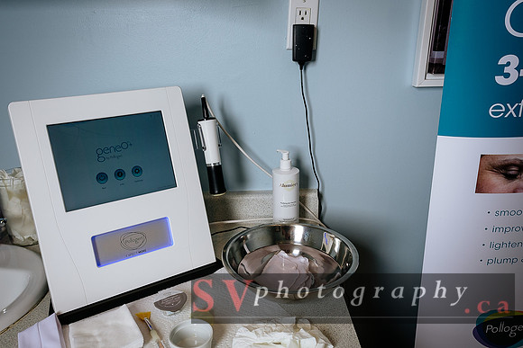 OxyGeneo™ 3-in-1 super facial - Exfoliate, Infuse & Oxygenate