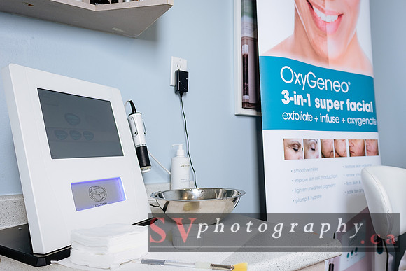 OxyGeneo™ 3-in-1 super facial - Exfoliate, Infuse & Oxygenate