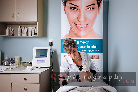 OxyGeneo™ 3-in-1 super facial - Exfoliate, Infuse & Oxygenate