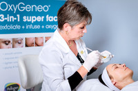 OxyGeneo™ 3-in-1 super facial - Exfoliate, Infuse & Oxygenate