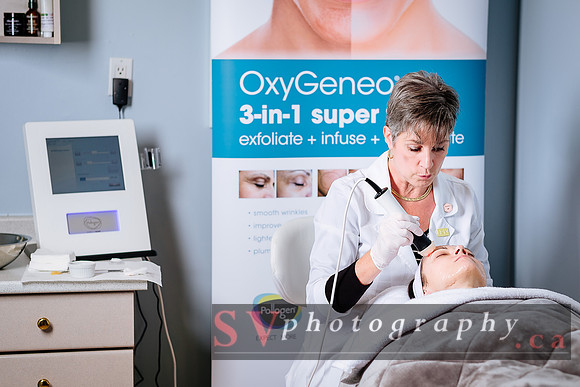 OxyGeneo™ 3-in-1 super facial - Exfoliate, Infuse & Oxygenate