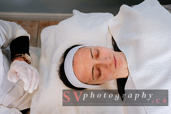 OxyGeneo™ 3-in-1 super facial - Exfoliate, Infuse & Oxygenate
