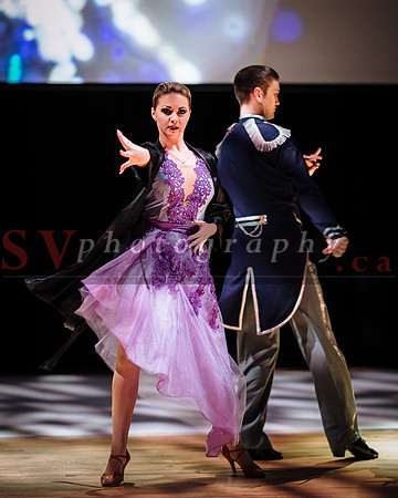 The Shiver Show -  The Magic of Skating and Dance on Stage