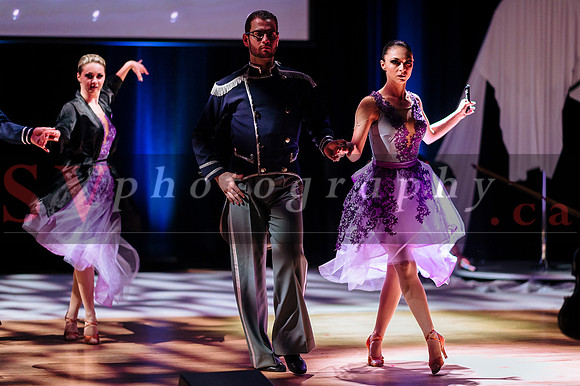 The Shiver Show -  The Magic of Skating and Dance on Stage