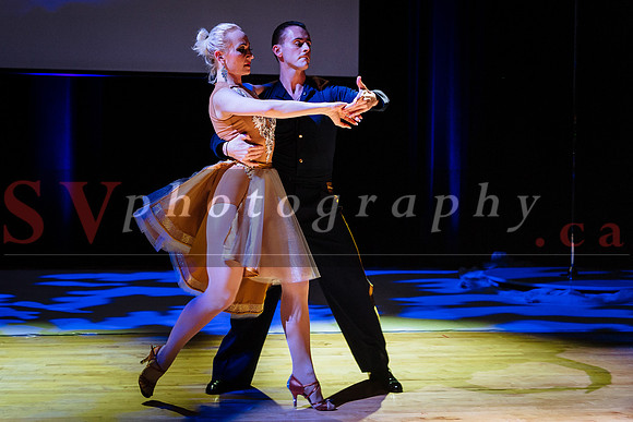 The Shiver Show -  The Magic of Skating and Dance on Stage