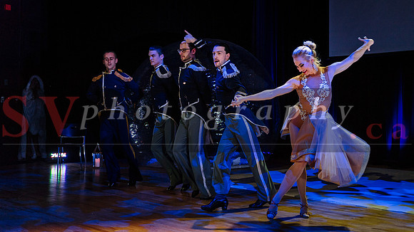 The Shiver Show -  The Magic of Skating and Dance on Stage