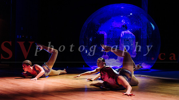 The Shiver Show -  The Magic of Skating and Dance on Stage