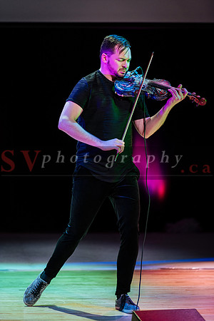 The Shiver Show -  The Magic of Skating and Dance on Stage