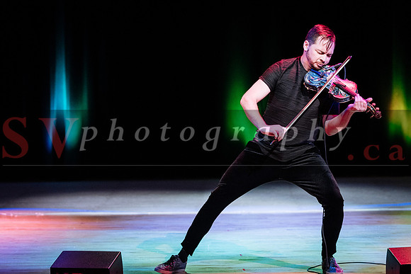 The Shiver Show -  The Magic of Skating and Dance on Stage