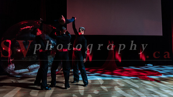 The Shiver Show -  The Magic of Skating and Dance on Stage