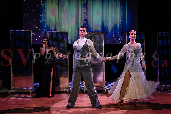 The Shiver Show -  The Magic of Skating and Dance on Stage