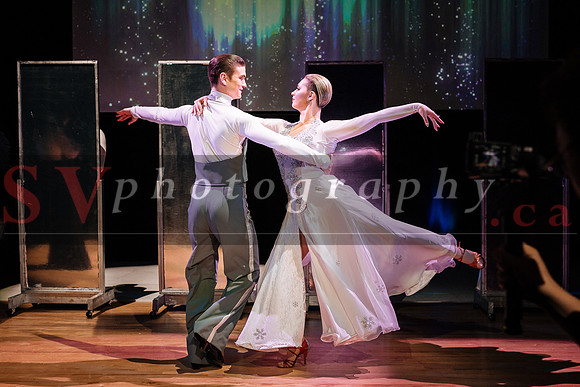 The Shiver Show -  The Magic of Skating and Dance on Stage