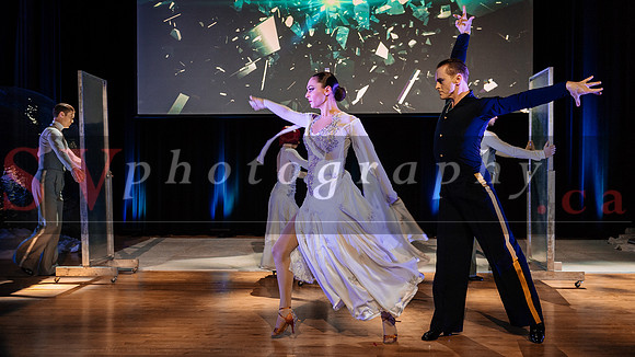 The Shiver Show -  The Magic of Skating and Dance on Stage