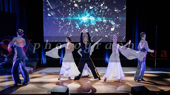The Shiver Show -  The Magic of Skating and Dance on Stage