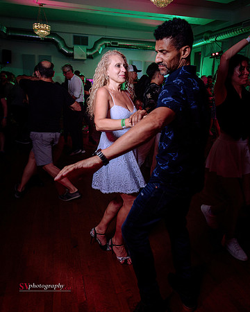 Toronto Salsa Fridays