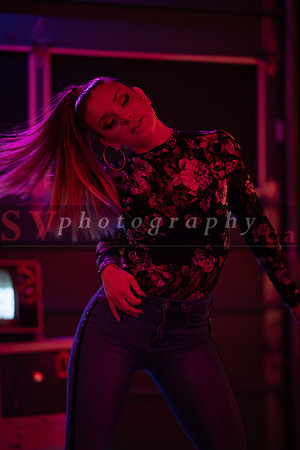 Meg Roe Music Video