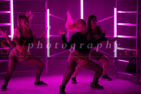 Meg Roe Music Video