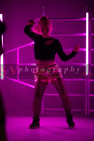 Meg Roe Music Video