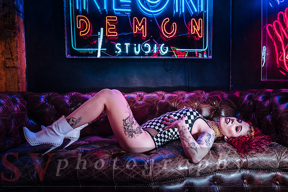 Neon Shoot