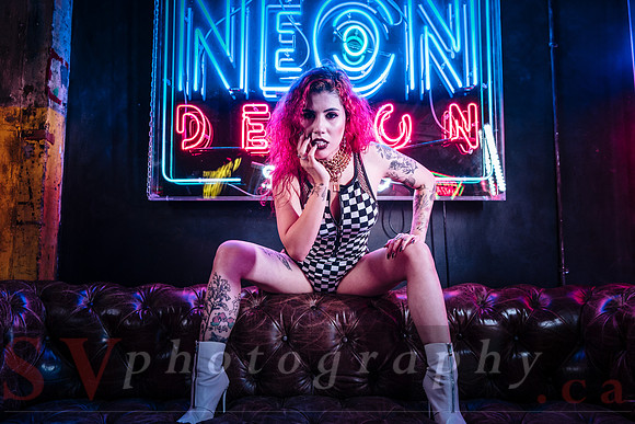 Neon Shoot