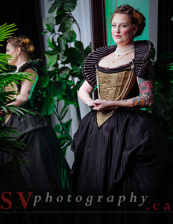 Starkers Corsetry - Queen of Hearts