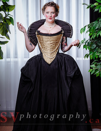 Starkers Corsetry - Queen of Hearts