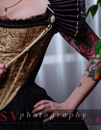 Starkers Corsetry - Queen of Hearts