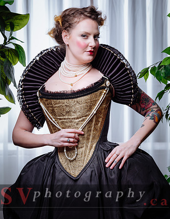 Starkers Corsetry - Queen of Hearts
