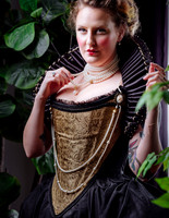 Starkers Corsetry - Queen of Hearts