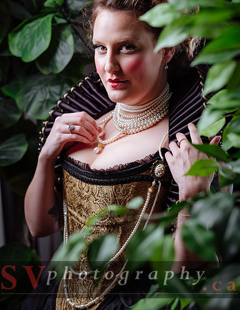 Starkers Corsetry - Queen of Hearts