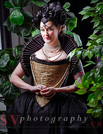 Starkers Corsetry - Queen of Hearts